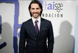 Así ha transcurrido la vida de Igor Yebra, ex de Anne Igartiburu y nuevo director de 'Fama'