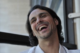 El reality español en el que el director del Ballet del Sodre es protagonista