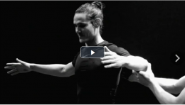 Edinson Cavani hace campaña para atraer bailarines al Sodre